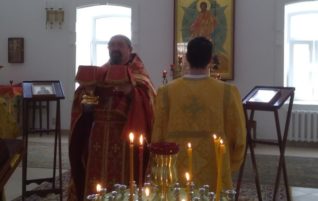 Неделя 4-я по Пасхе, о расслабленном, служба во Владимирском храме